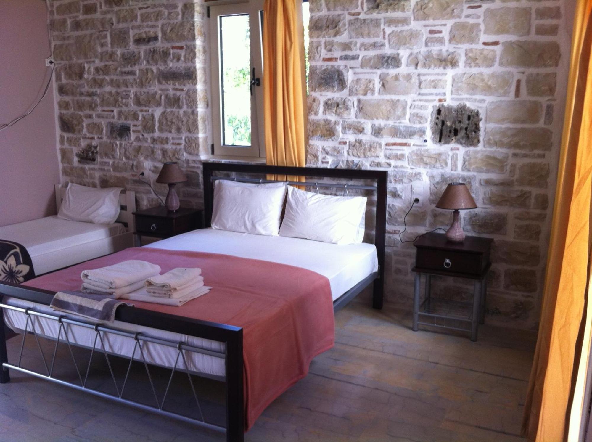 Antonios Hotel Apartments Матала Екстер'єр фото